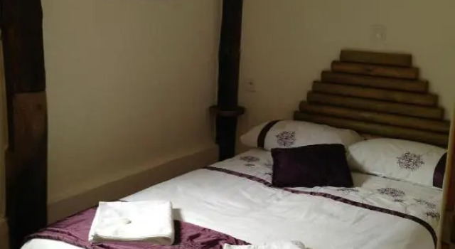 Le Terrier Blanc, Đặt Khách sạn Argenton-sur-Creuse 