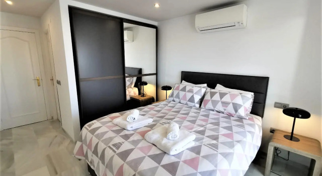 Stunning beachside apartment - Playa Lucera - Mijas Costa - CS126