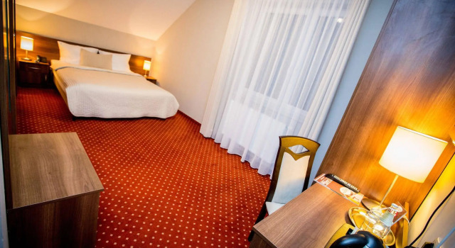 Hotel Kantoria, Prenota Hotel Hotel a Piccola Polonia con pasti, Mezza/completa pensione