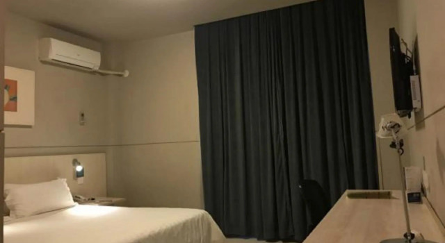 Номер Business Jinjiang Inn Shanghai Film Studios Amusement Park Branch
