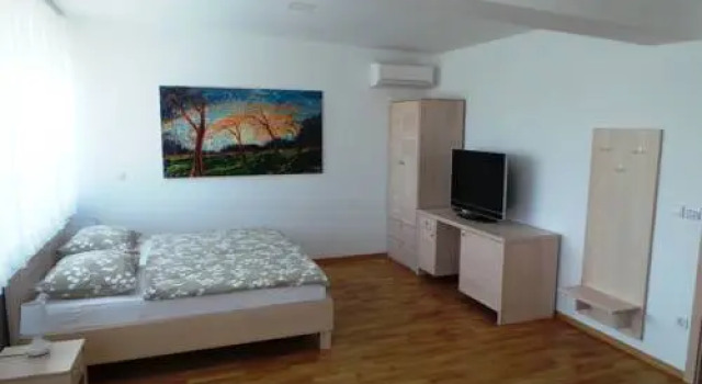 B&B Julija, Забронировать Отель «постель и завтрак» Отели Среднесловенского региона 3 звезды, 3*