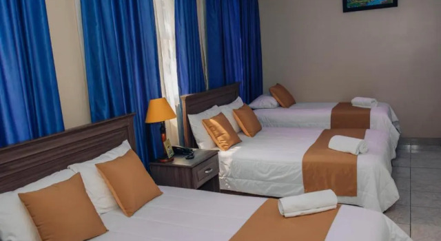 Трёхместный номер Standard Hotel Las Peñas
