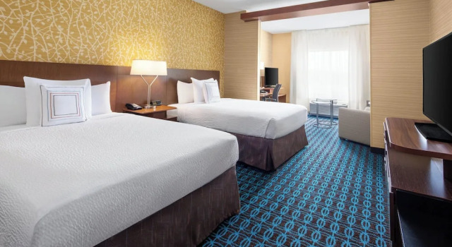 Люкс Fairfield Inn & Suites by Marriott Poplar Bluff