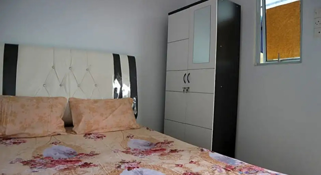 OYO Life 2670 Aline Kost, Book Hotel Bagam Batam, near Mega Mall Batam Center