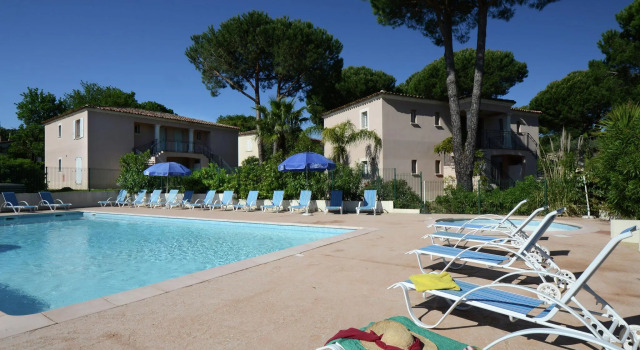 Comfortable apartment with dishwasher and AC, beach at 300 m