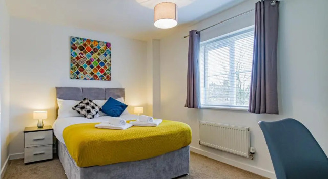 3 Bedroom Contractor House By Your Lettings Short Lets & Serviced Accommodation Peterborough With Free WiFi and Parking, Забронировать Отель Питерборо Soke of Peterborough, рядом с Peterborough Magistrates Court