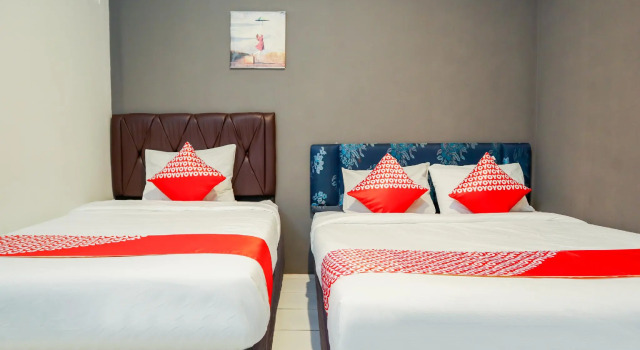 Triplu suite Hotel O Pasar Baru Inn