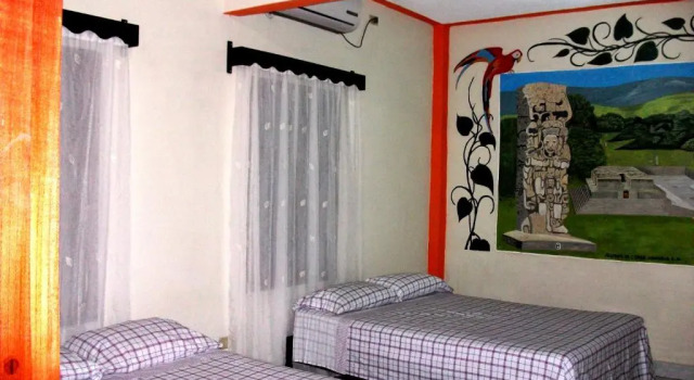 Четырёхместный номер Standard Hotel & Hostal Yaxkin Copan