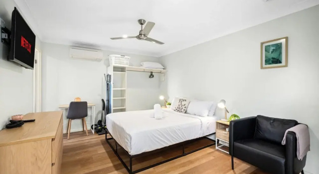 Студия Superior Smart Suites Self Check-in Apartments - 144 Dixon