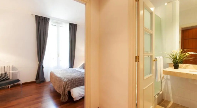 Апартаменты Deluxe Serennia Apartamentos Ramblas - Plaça Catalunya
