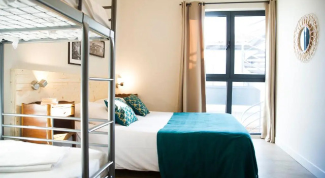 Четырёхместный номер Economy Georges Hostel & Café
