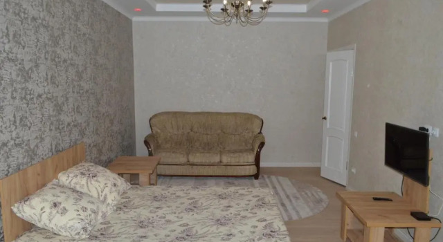 Apartment on Ibraimova, 69