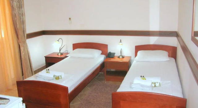 Двухместный номер Standard с балконом и с видом на город Garni Hotel Koral