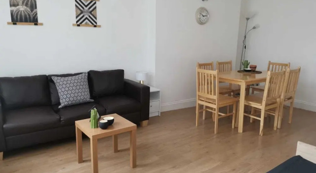 Central Apartment near Barbican Center, Varaa Huoneisto Asunnot kohteessa Merseyside, Huoneisto