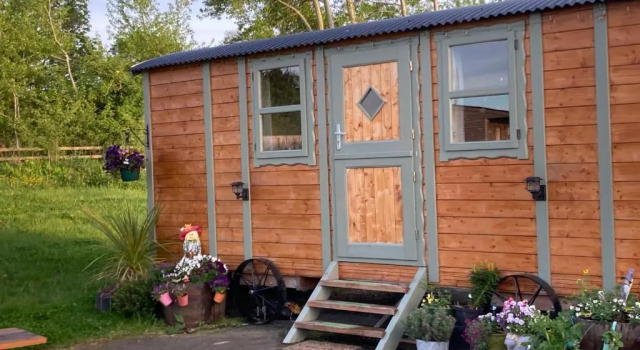 Шале Captivating 1-bed Cabin in Middlesbrough