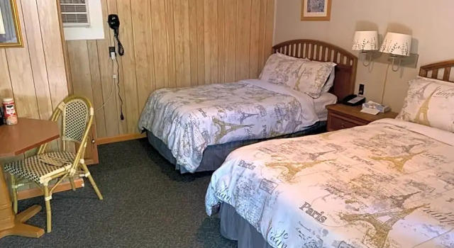 Семейный номер Standard Phillips Historic Motel & Cottages