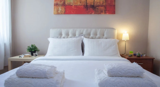 Aheste_simple Sea View Flat in Lovely Old Town