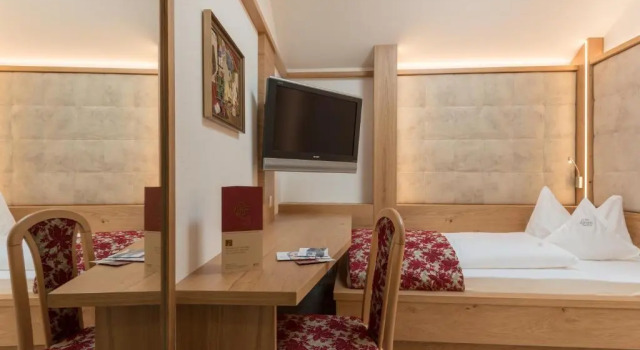Одноместный номер Standard Posthotel Lamm