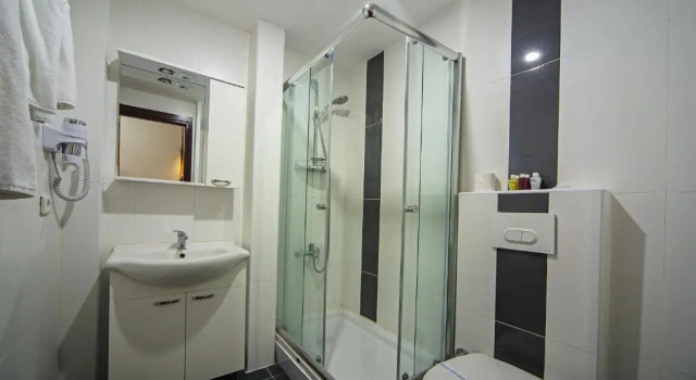Двухместный номер Economy Hippodrome Hotel