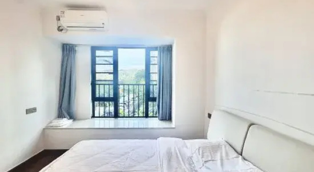 Люкс с 3 комнатами с балконом Sanya Bihai Residence (Dayuecheng Sanya Romance Park)