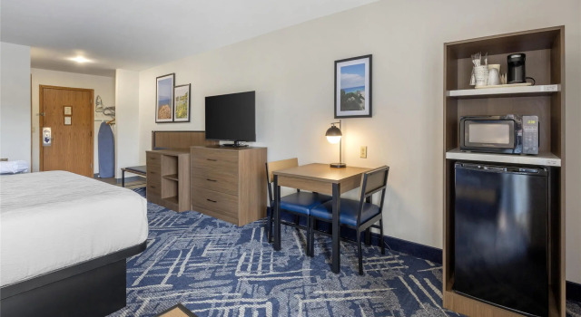 Двухместный номер Standard с видом на озеро Best Western Indian Oak