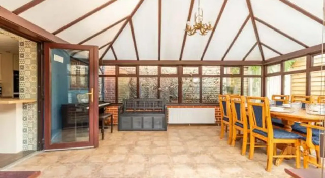 Host Stay Honeysuckle Cottage, Rezervasyon Tatil Evi Cromer Norfolk