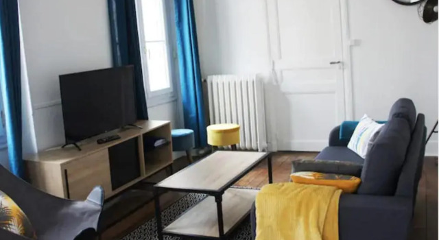 Bel appartement ancien Poitiers Centre - 4 Chambres, Rezerwuj Apartament Apartamenty w Poitiers, Apartament