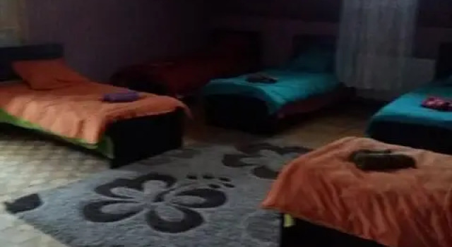 Guesthouse on Kievi street 3, Забронировать Отель Тбилиси Регион Тбилиси, рядом с Tеатр имени Марджанишвили