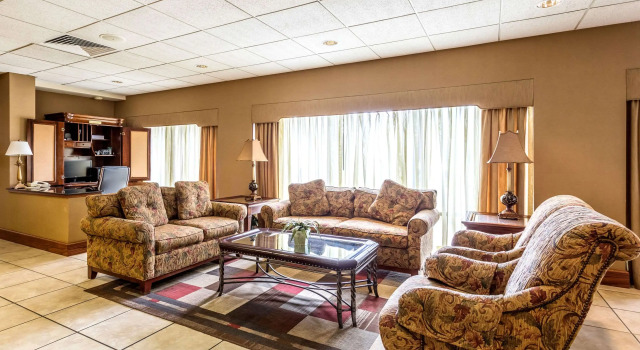Hampton Inn Union City, Book Hotel Hoteller i Union City med parkering, Parkering