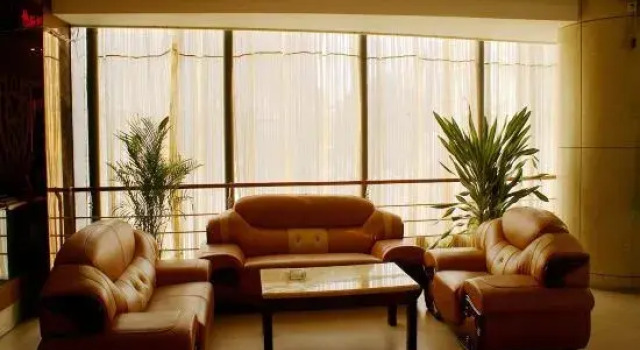 Jiujiang Coast Hotel (Happy City No.3 Middle School), Rezerwuj Hotel Jiujiang Jiangxi