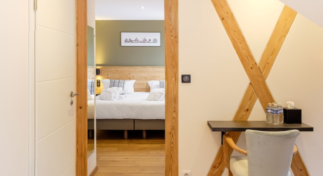 Четырёхместный семейный номер Standard с балконом Hôtel au Heimbach