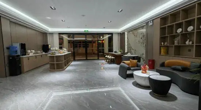 Yunmuxi Hotel (Nanla River Starry Night Market Branch), Buchen Sie Hotel Hotels in Yunnan mit Parkplatz, Parkplätze