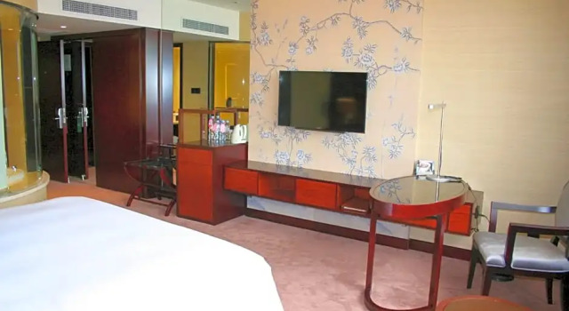 Номер Superior Mercure Shanghai Royalton