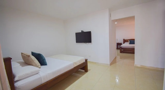 Семейный номер Standard Hotel Toledo Plaza
