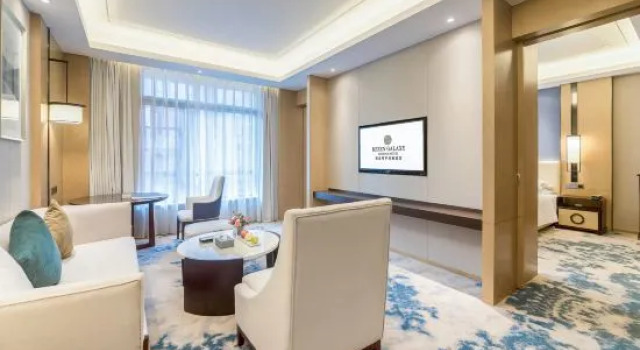 Люкс Minyoun Lia! by Minyoun Hotel (Neijiang High-speed Railway North Station Normal College)