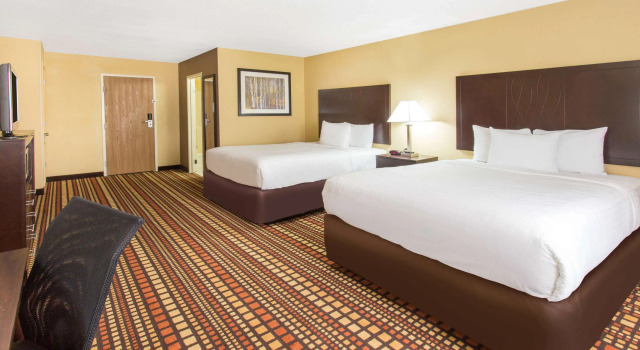 Days Inn and Suites Davenport East, Rezerwuj Hotel Davenport 