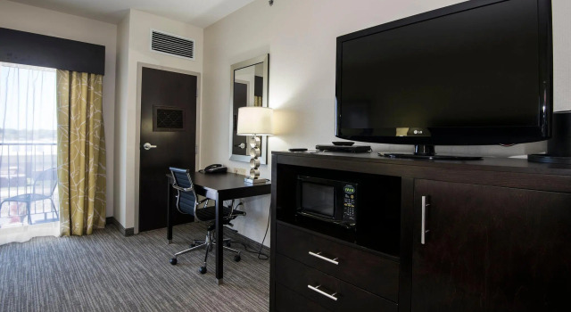 Двухместный номер Standard с балконом Holiday Inn Express Conway by IHG
