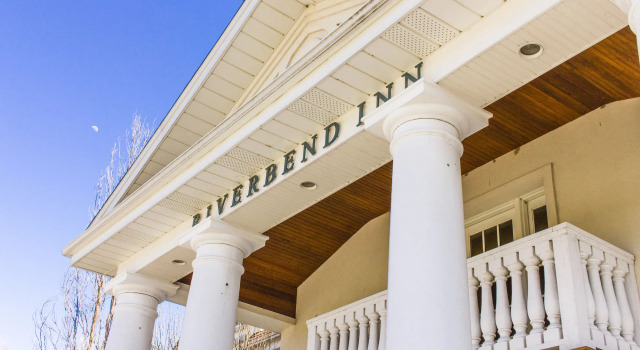 Riverbend Inn & Vineyard, Buchen Sie Hotel Weinregion Niagara Ontario