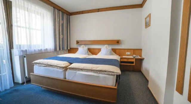 Номер Standard Hotel Landhaus Neumayr