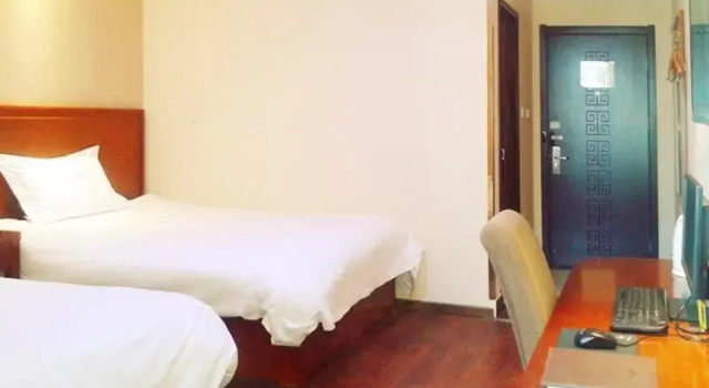 Номер Standard GreenTree Inn Hebei Tangshan Caofeidian Economic Development Zone Municipal Building Express Hotel