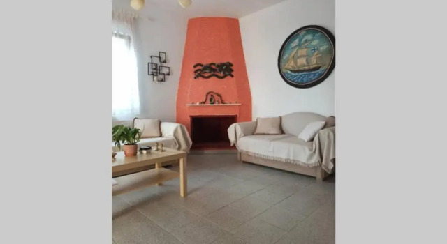 Spaceous house w/ balcony,fireplace&Lovely view, Book Hotel  