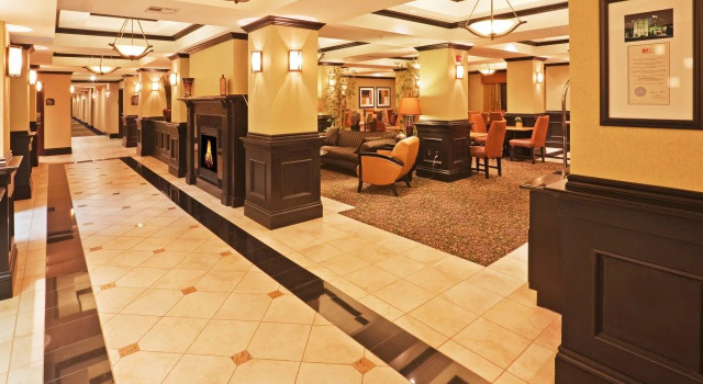 Holiday Inn Express Hotel & Suites Durant, an IHG Hotel, Buchen Sie Hotel Durant Texoma