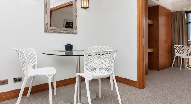 QV Floor Apt Heritage Towers - 484, Boek Hotel Hotels in Auckland Region met zwembad, Zwembad