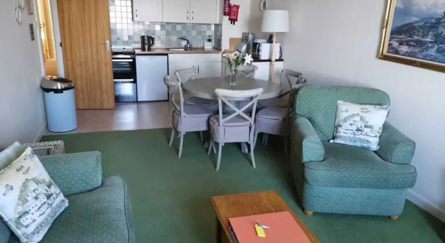Kings Arms Holiday Apartments