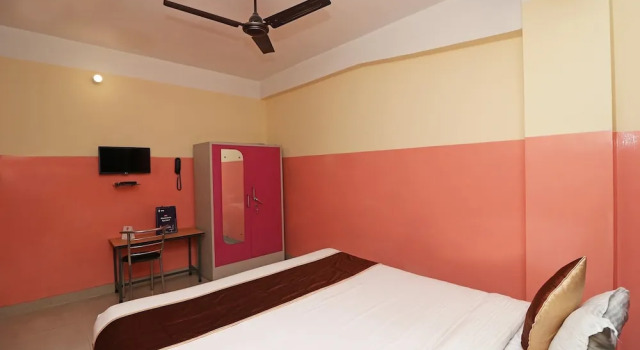 Номер Standard Hotel O Prabha Palace Lodge