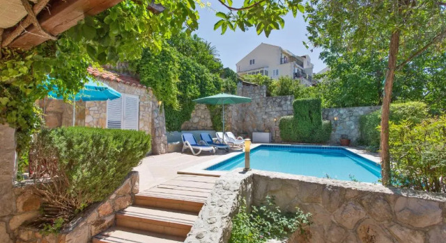 Коттедж с 2 комнатами Villa Mia