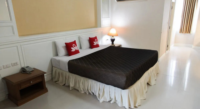 ZEN Rooms Bangchak, Забронировать Отель Отели Бангкока 3 звезды, рядом с Станция BTS - Punnawithi, 3*