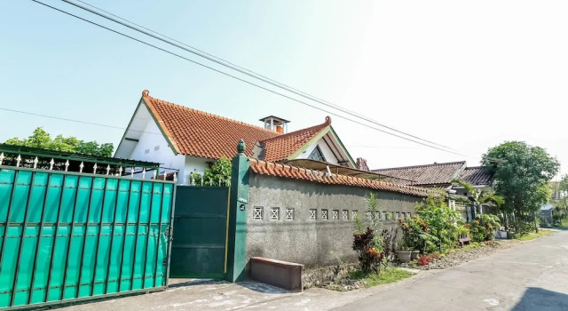 NIDA Rooms Pisang 83B Depok Sleman, Book Hotel Depok 