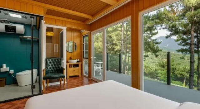 Люкс Deluxe с красивым видом из окна Mingchan Bieye Homestay