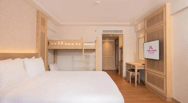 Номер семейный с двухъярусной кроватью с балконом Курортный отель Phuket Orchid Resort and Spa